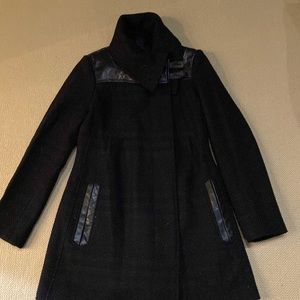 Mackage 3/4 length jacket in black size Small